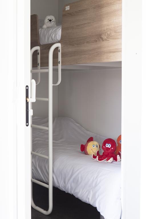 Strand49 Glamping Sint Maartenszee Sint Maartensvlotbrug المظهر الخارجي الصورة
